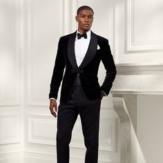 These pleated tuxedo trousers are tailored by hand in Italy from soft wool barathea. The fine fabric was woven at a historic English mill that was founded over a century ago. Black Tie Men’s Attire, All Black Black Tie Wedding, Black Tie Men, Lauren Gregory, Wedding Tux, Groomsmen Photos, Hollywood Dress, Dapper Dan, Guest Attire