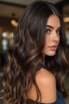 10 Must-Try California Brunette Hair Styles for Spring - Wahyu Guritno's Blog Hair Cut And Color Ideas For Brunettes, Almost Black Hair With Highlights, Sun Kissed Brunette, Sunkissed Hair Brunette, Rambut Brunette, Black Hair Balayage, Brown Hair Looks, Brown Hair Inspo, Brunette Hair With Highlights