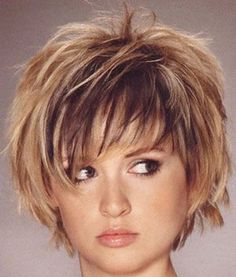 Short Layered Haircuts, Round Face Haircuts, Short Hair Styles For Round Faces, Layered Bob, Hair And Beauty, Haircuts For Fine Hair, Hairstyles For Round Faces, Hair Pictures, Heidi Klum