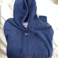 Vintage Nike Hoodie Sweatshirt M Swoosh Neck Check Travis Scott 90s 00s Center Nike Cozy Sweatshirt For Streetwear, Cozy Nike Sweatshirt For Streetwear, Nike Navy Sporty Sweatshirt, Comfy Blue Hoodie Sweatshirt, Nike Blue Hoodie For Loungewear, Blue Nike Hoodie For Loungewear, 90s Style Sports Hoodie In Blue, Nike Blue Sporty Sweatshirt, 90s Style Blue Hoodie For Winter