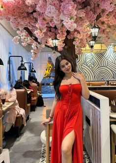 #pinterest #outfitideasforwomen #dressesforwomen #summeroutfitideas Western Poses, Aesthetic Red Dress, Dress Pose, Khuda Aur Mohabbat, Women In Saree, Aesthetic Poses, Ig Photos, Stunning Prom Dresses, Boho Sandals