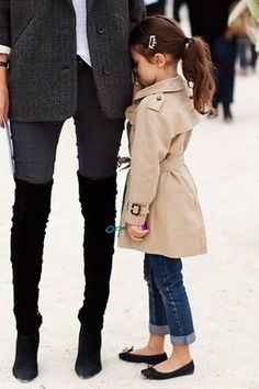 Baby Mode, Emmanuelle Alt, French Vogue, Bohol, Cooler Look, Mom Daughter, Stylish Kids, Vogue Paris, Fashion Kids