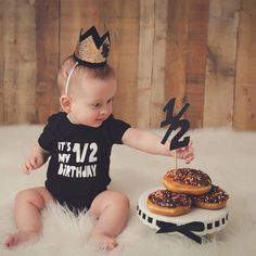 One half birthday bodysuit Half brithday shirt 1/2 Half Birthday one-piece Boy half birthday outfits Outfits Gender Neutral, Half Birthday Shirt, Baby Boy Birthday Outfit, 2nd Birthday Photos, Boys Birthday Outfits