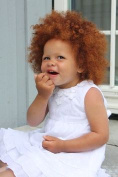 curly red hair kids - Google Search Hairstyles For Toddler Girl, Girl Curly Hairstyles, Ginger Curls, Toddler Girl Hairstyles, Makeup Redhead, Natural Ginger, Ginger Babies, Redhead Makeup, Red Ginger