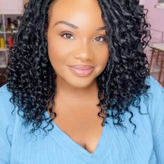 SABRINA CAMILLE | Multiple part Crochet method Using beach curl by @shakengo_hair Colors t27 t30 and #2 | Instagram