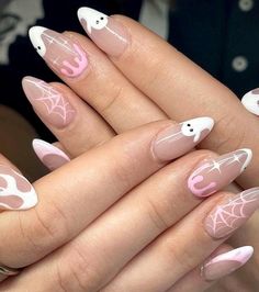 Almond Nails Ideas Halloween, Nails Almond Shape Halloween, Nail Inspo Almond Halloween, Fall Halloween Nails Almond, Holloween Nails Almond, Pink White Halloween Nails, Halloween Nail Ideas Almond, White Almond Nails With Design Simple, Spooky Nail Designs Almond