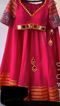 Navratri Nails, Blouses Pattern, Choli Blouse Design, Choli Blouse, Kurti Patterns, Designer Kurti Patterns, Fancy Blouse, Designer Kurti