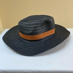 Gorgeous Wide-Brim Straw Sun Hat From Madewell Black With Tan Band Can Be Rolled Up Making It Easy To Pack For Trips New With Tags Questions? Leave A Comment Below! Madewell Accessories, Straw Sun Hat, Wide Brimmed, Sun Hat, Sun Hats, Madewell, Black And Brown, Straw, Size Medium