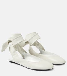 Bridal Cloe leather slingback flats in white - The Attico | Mytheresa Wedding Ballerina, Casual Ballet Flats, Shoe Crafts, Strappy Flats, The Attico, Designer Flats, Designer Pumps, Slingback Flats, Sheepskin Boots