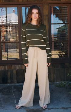 Milan Stripe Sweater – Z SUPPLY White Striped Sweater Outfit, White Striped Sweater, Lounge Bra, Grape Leaf, Tencel Fabric, Cropped Denim Jacket, Trend Forecasting, Cargo Pant, Short Pajama Set