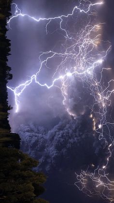 the sky is filled with lots of lightning and it looks like they are about to strike