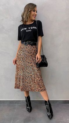 Rok Outfit, Animal Print Outfits, Leopard Print Skirt, Animal Print Skirt, Bob Ross, Animal Print Dresses, Print Skirt, Mode Inspiration, Outfits Casuales