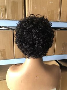 Black Brazilian curly Human hair wigs for women Machine Made Short Curly Wigs Super Short Curly Hairstyles, Short Natural Curly Hair, Hairstyle Curly, Curly Hair Hairstyles, Color Tips, Bob Haircut Curly, Black Brazilian, Curly Short, Wig Color