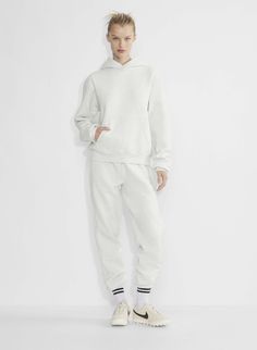 Aritzia Cozy Fleece Perfect Hoodie, Aritzia Sweat Set, Aritzia Perfect Hoodie, Aritzia Sweatsuit, Aritzia Hoodie, Matching Sweat Set, Coat Guide, New Era Hats, Xmas List