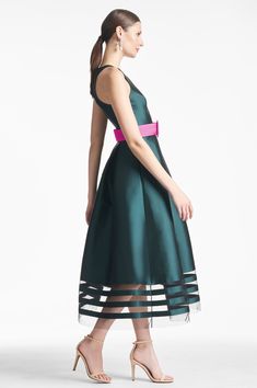 Make a statement in the Rani Dress. The stretch Mikado fabric offers a sophisticated look perfect for mother of the bride or groom, a wedding guest, black tie or cocktail event. The tea-length, forest green dress features a pink belt for a pop of color, making it an elegant and fun choice for formal events. Details: Model is 5'10" wearing size 2 48" Long Back Zipper Mikado 81% Polyester - 14% Nylon - 5% Elastane Imported Style #F231D47-300 Black Tea Length Dress, Wedding Guest Black Tie, Dillards Women, Forest Green Dress, Green Dress Outfit, Mikado Fabric, Forest Green Dresses, Mother Of The Bride Gown, Pink Belt