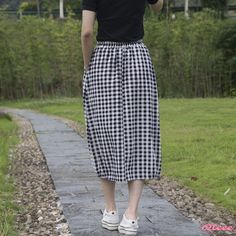 Qteee - Artistic Slim-fit Checkered Cotton-linen Midi Skirt with Elastic Waistband Lantern Skirt, Linen Midi Skirt, Floral Print Midi Skirt, Maxi Dresses Fall, Printed Midi Skirt, Cotton Linen Fabric, Cotton Maxi, Maxi Dress Cotton, Types Of Skirts