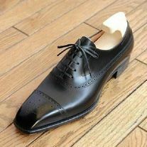 v Men Formal Shoes, Black Brogues, Black Leather Dress Shoes, Casual Oxford Shoes, Black Leather Dress, Black Leather Oxfords, Brogues Men, Black Leather Dresses, Suede Leather Shoes