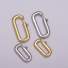 Hi Everyone on Etsy! Material : Brass, 14k Gold Filled Qty: 1 Piece Color: Gold, Silver Size: Xtra Small : 14.5 x 8.33mm Small : 16.5 x 10mm Medium : 21x 10.5mm Large: 23 x 12mm Other Color/Design selection and more findings, tools & supplies are available in our store. Please visit to Our Store : https://www.etsy.com/shop/WarungBeads If you any questions regarding our products, please send us a message Thank you for visiting us Jewellery Clasps Ideas, Luxury Metal Jewelry With Gold Clasp, Clasps For Jewelry Gold, Gold Link Jewelry With Box Clasp, Box Clasp, Gold-plated Oval Link Paperclip Bracelet With Lobster Clasp, Chunky Gold Hoop Earrings, Star Charm Necklace, Charm Holder