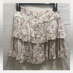 Brand: Chelsea & Violet Size: Xs New With Tags. Feminine Cotton Floral Print Skirt, Pink Floral Print Skirt For Daywear, Casual Pink Skirt For Daywear, In The Middle, Floral Skirt, The Middle, Chelsea, Violet, Super Cute