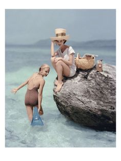 Vintage Swimwear, 인물 드로잉, Kundalini Yoga, Wearing A Hat, Vintage Vogue, Foto Inspiration