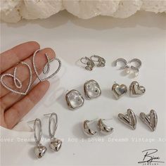 Bjux - Pendientes de plata vintage pendientes de metal pendientes de amor pendientes de amor largos Trendy Metal Heart Drop Earrings, Trendy Silver Alloy Earrings, Silver Heart-shaped Alloy Earrings, Trendy Silver Dangle Heart Earrings, Trendy Silver Earrings For Valentine's Day, Nickel-free Silver Metal Heart Earrings, Silver Metal Dangle Heart Earrings, Silver Heart-shaped Metal Earrings, Silver Metal Heart Earrings For Anniversary