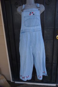 "Vintage denim capri overalls. Size labeled XL -please see measurements. Condition - has a missing button at side - see last photo. Measurements taken across front laid flat 21\" across waist -42\" around 23\" across hips 18\" inseam" Retro Medium Wash Bib Front Overalls, Vintage Washed Cotton Overalls, Vintage Blue Cotton Overalls, Vintage Denim Blue Overalls, Vintage Dark Wash Bib Front Overalls, Womens Overalls, Denim Capri, Vintage Overalls, 80s Dress