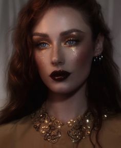 Fantasy Glam Makeup, Light And Dark Photoshoot, High Fae Makeup, Autumn Aesthetic Makeup, Celestial Eye Makeup, Magic Makeup Looks, Fantasy Wedding Makeup, Fantasy Makeup Goddesses, Acotar Makeup