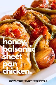 honey balsamic sheet pan chicken Sheet Pan Balsamic Chicken, Green Beans Tomatoes, Marinating Chicken Breast, Shredded Chicken Recipes, Roasted Green Beans