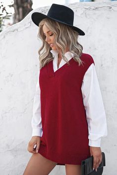 Solid Color Mid-Length Sleeveless Top - Sweaters - Uniqistic.com Long Sleeveless Sweater, Knitted Sweater Vest, Loose Pullover Sweater, Sleeveless Sweater Dress, Solid Color Sweater, Hem Sweater, Sweater Vest Women, Loose Pullover, Knitting Women Sweater