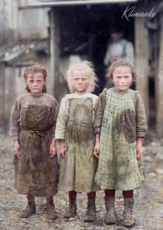 Lewis Hine, Vintage Children Photos, Creepy Photos, Port Royal, Foto Tips, Vintage Kids, Vintage Photography, Historical Photos