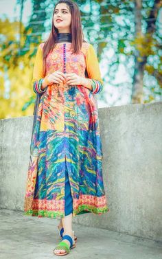 Long Frock Designs, Pakistani Fashion Party Wear, Long Dress Design, Girls Frock Design, Beautiful Pakistani Dresses, Salwar Kamiz, Sleeves Designs For Dresses