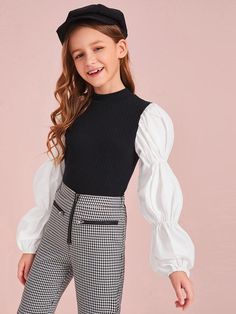 Black And White Girl, Disney Inspired Fashion, Girl Shirts, Kids Dress Wear, Girls T Shirts, Rib Knit Top, Top Shein, Kids Fashion Dress, Trendy Fashion Tops