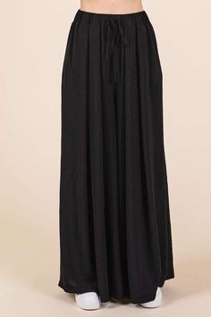 AIRFLOW WOVEN FABRIC ELASTIC WAIST WITH DRAWSTRING TIE SIDE POCKETS PLEATED FRONT WIDE LEG PANTS STYLED WITH: T10490, S15234, T10488, H20623 MODEL IS 5'8" AND WEARING SIZE SMALL spring,summer, pants,bottom,bottoms,maxi,wide leg,air flow,elastic waistline,tie waist,pocket,pleat, pleating,flowy Fabric Contents: 100% POLYESTER Body Sock, Flowy Fabric, Summer Pants, Bralette Tops, Skirt Leggings, Palazzo Pants, Clothing Co, Dress Romper, Belize