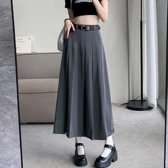 Size Information (cm)S:Length 72cm, Waist 62cm, Hip 82cmM:Length 73cm, Waist 66cm, Hip 86cmL: Length 74cm, Waist 70cm, Hip 90cmXL: Length 75cm, Waist 74cm, Hip 94cm High Waist Gray Pleated Skirt, Long Pleated Skirt, Womens Long Skirt, Beach Office, Pleats Pattern, Girls Korean, School Skirt, Clothes Korean Style, Pleated Long Skirt