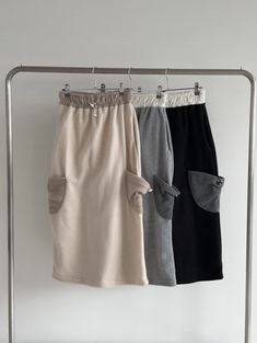 "WWomen's Fleece Pockets Long Skirt Size One size, good for US size 4-12 Waist width 30cm /11\" Stretching up to 34\" of waist Length 80cm /31.5\" *Model Ht 168cm/ 5\"6' Fabric and Care 100% Polyester, banding waist Machine washable and tumble dry in low temperature  Made in S Korea" Casual Winter Skirt With Pockets, Winter Relaxed Fit Pencil Skirt, Winter Cotton Skirt With Pockets, Winter Pencil Skirt With Pockets, Stretch Fleece Bottoms With Pockets, Casual Winter Loungewear Skirt, Lined Skirt For Loungewear, Casual Pencil Skirt For Loungewear, Knee-length Lounge Bottoms With Pockets