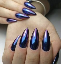 Top 22 Blue Chrome Nails 2024: Dazzle with Trendy Shades & Designs Nails Designs Ombre, Holographic Nail Designs, Ombre Chrome Nails, Electric Art, Christmas Looks, Blue Chrome Nails, Nail Designs Ideas, Trendy Shades