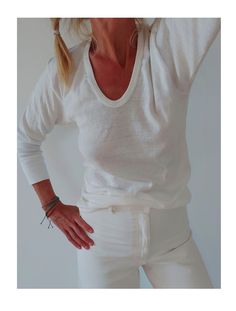 A must-have basic. Vintage cotton thermal in natural alabaster color. 100% cotton. Nice cuffs. Never used, deadstock item. In excellent condition. The perfect white tee. We currently have a small group of these available, each one is unique.  Measurements are taken flat. Fits like MEDIUM | Unisex* Shoulder to shoulder = 18 in / 46 cm Armpit to armpit = 19 in / 48 cm Sleeve length = 21 in / 54 cm Total length= 31 in / 79 cm Model is 5'6", 26" waist, 36" hip and wears a modern 2-4 Fit guide:  it's Alabaster Color, Perfect White Tee, Vintage Cotton, Cotton T Shirt, White Cotton, Belgium, Cotton Tshirt, Gender Neutral, Bathing Beauties