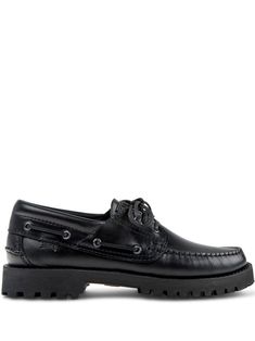 black leather polished finish logo patch at the tongue moc stitching round toe front lace-up fastening branded leather insole rubber lug sole Black Boat Shoes, Timberland Boat Shoes, Black Boat, Versace Sneakers, Balenciaga Track, Balenciaga Triple S, Summer Beach Wear, Derby Shoes, Espadrille Shoes