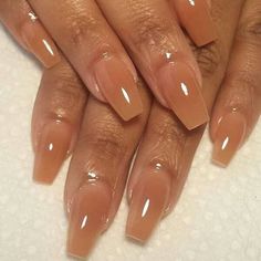 Natural Acrylic Nails Black Women, Neutral Nails On Brown Skin, Wedding Nails Brown Skin, Natural Nails For Black Women, Translucent Nude Nails, Pedicure On Black Women, Neutral Nails For Brown Skin, Gel Nails On Dark Skin Hands, Brown Girl Nails