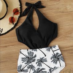 Never Worn- Color- Black And White Style- Boho Details: Cut Out, Ruched Height Waist Wireless Bra 82% Polyester, 18% Elastane Summer Bathing Suits, Trendy Swimsuits, Swimsuits Outfits, Halter One Piece Swimsuit, Cute Bathing Suits, Cute Swimsuits, Cute Bikinis, Beachwear For Women, Monokini