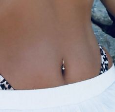 Trendy Belly Button Piercing, Naval Piercing Jewelry, Gold Belly Button Piercing Aesthetic, Classy Belly Button Piercing, Belly Button Piercing Hoop, Belly Button Piercing Ring, Simple Belly Button Piercing