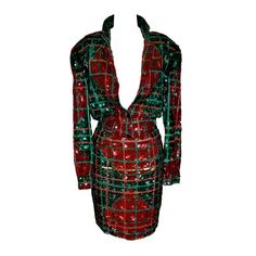 Red, Green Disco Suit, Mini Suit, 1940s Evening Dresses, Beaded Party Dress, Christmas Suit, Red Sequin Dress, Long Sleeve Evening Gowns, Disco Era, Silk Chiffon Dress