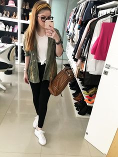 Olive Jacket Outfit, Outfits Juvenil, Outfit Leggings, Indie Clothes, Outfit Cardigan, Julian Casablancas, Olive Jacket, Outfit Mujer, Outfits 2022