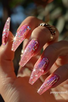 Y2K Nails: Embrace the Trend! - Puqqu Y2k Nail Designs, Yellow Tips, Y2k Nail, Vintage Nails, Y2k Nails, Spring Nail Art, Yellow Nails, Fire Nails, Chrome Nails