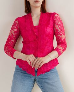 Prettiest vintage long sleeve fitted lace blouse in purple/pink.  Such gorgeous vintage piece, absolutely love! Size EU34/UK6. Model usually wears size UK6/EU34 and is 168cm tall.  Great condition,keep in mind that it is vintage item and signs of natural wear/age might appear.  If you have any questions about item don't hesitate to message us.  When buying from HungerVintage you support small sustainable business.  Thank you!  Orders over 50 are shipped in reusable compostable mailers.  We are w Elegant Pink Lace Blouse, Pink Feminine Tops With Lace Sleeves, Pink Feminine Top With Lace Sleeves, Feminine Pink Tops With Lace Sleeves, Spring Pink Tops With Lace Sleeves, Pink Fitted Lace Blouse, Pink Lace Fitted Blouse, Pink Lace Sleeve Top For Spring, Feminine Pink Lace Top With Lace Sleeves