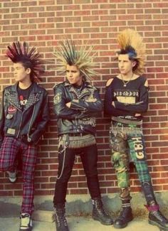 Fashion Mens 70s 1980s Style 39+ New Ideas #fashion Mohawk Hair, Punk Costume, 80s Punk, Punk Culture, Punk Pins, Diy Kostüm, Writing Board