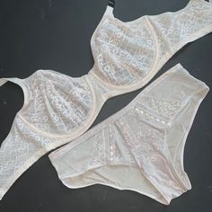 Beautiful Nwt Victoria&Apos;S Secret Unlined 36ddd Bra+M Panty !! The Set Is Perfect As A Gift!!! Very Pretty!!! Dear Buyers, Also Pls, Ask Questions Before Buying Please!I&Apos;Ll Be Happy To Answer Them ))) All Sales R Final, So No Returns Please. Check Out My Other Vs Items. * I&Apos; M Aiming At Getting A 100% Positive Rating, So Please Make Sure You Leave 5 Stars After You Receive Your Beautiful Items))) I Will Do The Same For You! I Do Combined Shipping, So You&Apos;Re More Than Welcome To Fitted White Bottoms Partially Lined, Fitted Partially Lined White Bottoms, White Fitted Bottoms Partially Lined, White Fitted Partially Lined Bottoms, Fitted White Bottoms With Lined Body, Elegant White Bottoms With Lined Body, Elegant White Lined Bottoms, White Stretch Bottoms With Lined Body, Fitted Feminine Victoria's Secret Bottoms