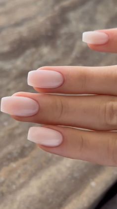 Discover chic and professional office nails to elevate your workday style. Explore elegant designs and colors perfect for any corporate setting! Office Nails, Wow Nails, Trendy Office, Pink Gel, Cute Gel Nails, Clean Nails