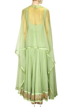 This green anarkali set features in chiffon cape with attached mirror and thread floral embroidery. Dupatta of this green anarkali is attached with the suit and embroidered with zari. This green anarkali comes along with matching lycra net churidaar. Green Anarkali, Ridhi Mehra, Embroidery Dupatta, Chiffon Cape, Embroidered Cape, Curated Outfit, Add Sleeves, Nehru Jacket, Embroidery Materials