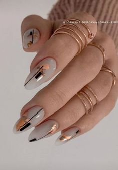 Foil Nail Designs, Art Deco Nails, Edgy Nails, Almond Nails Designs, White Nail, Foil Nails, Fancy Nails, Chic Nails